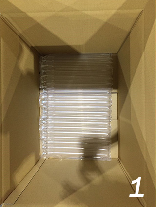 選擇適當尺寸的全新紙箱做裝箱，並於底部鋪上氣柱
